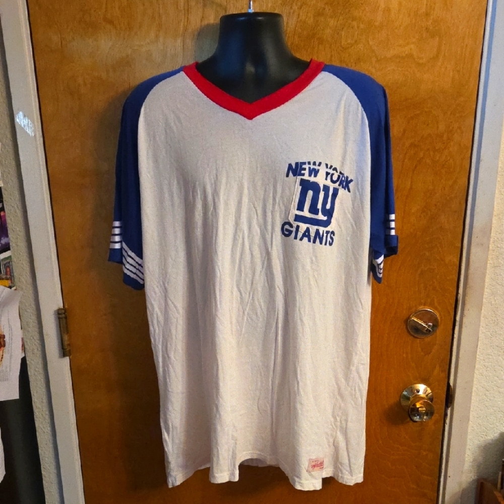 Men's Mitchell & Ness White New‎ York Giants Team Vintage Logo T-Shirt 3XL